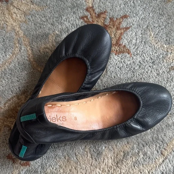 Tieks Classic Black Leather Flats - Picture 3 of 12